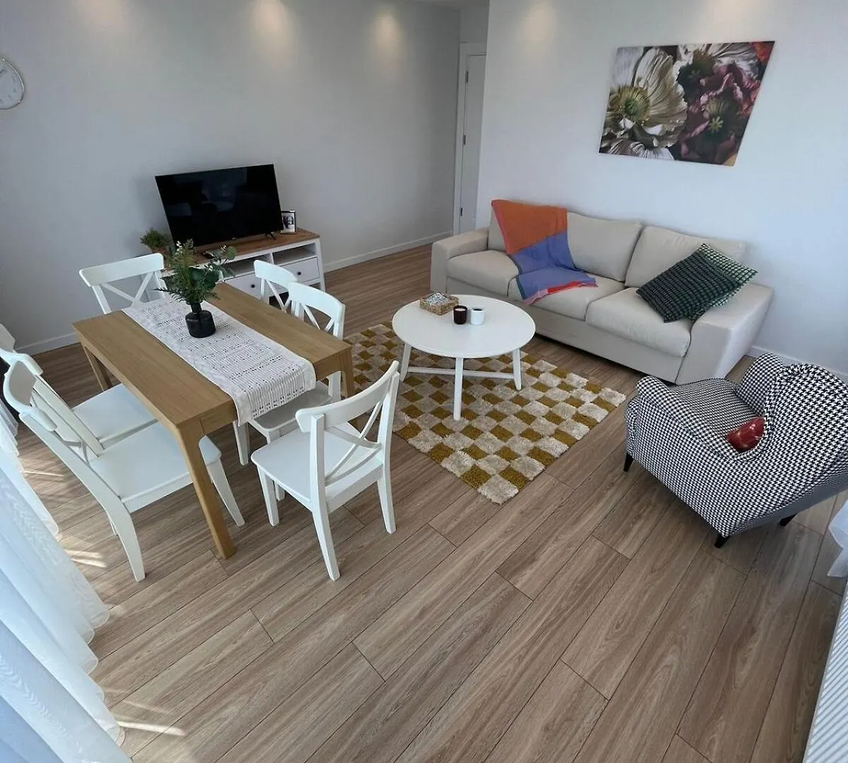 Istanbul Bostanci Luxury 2 Bedroom Apartment With Pool