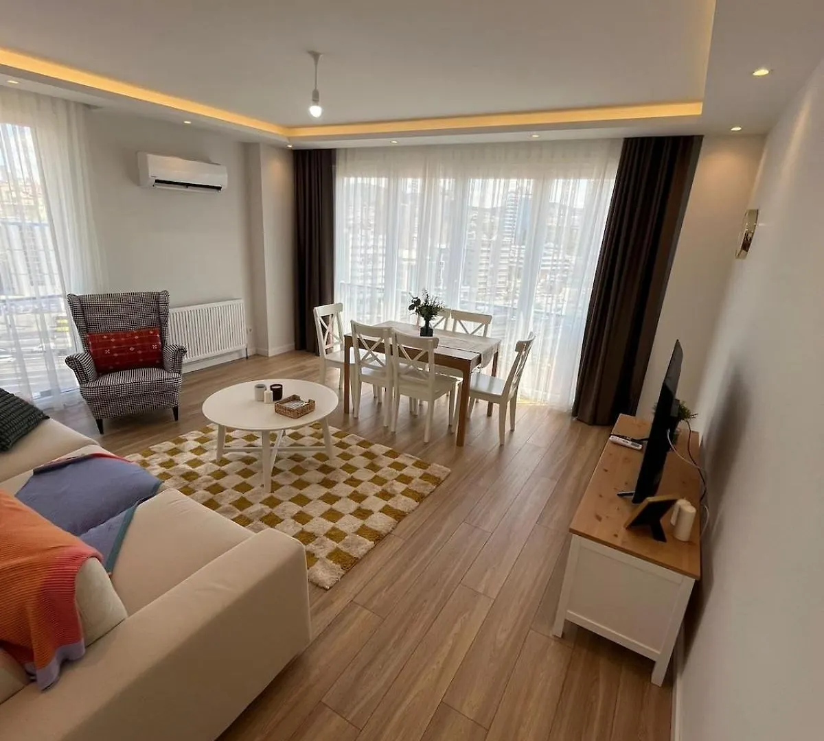 Istanbul Bostanci Luxury 2 Bedroom Apartment With Pool